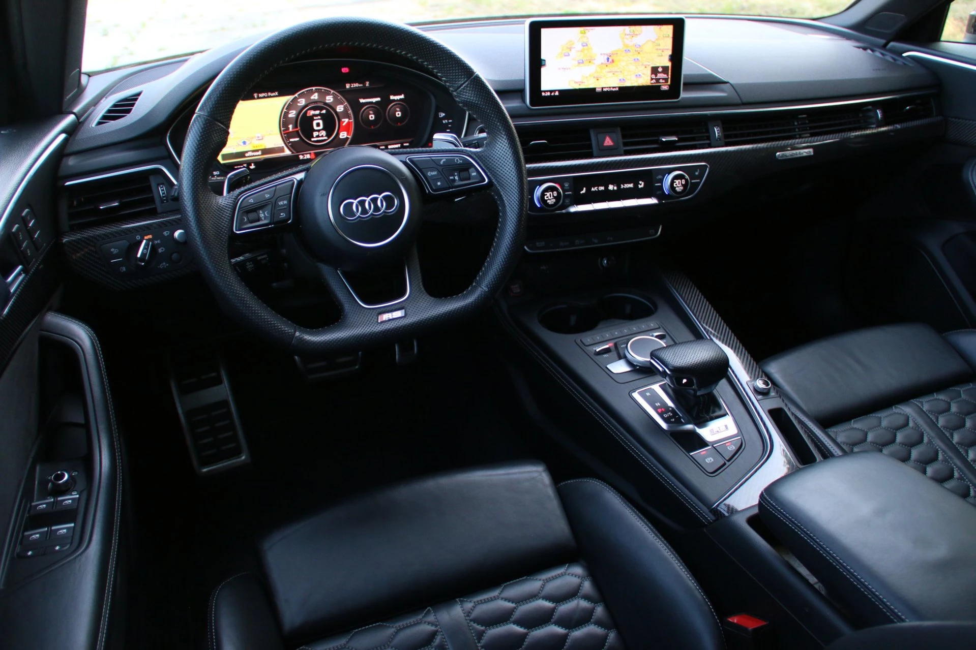 Hoofdafbeelding Audi RS4