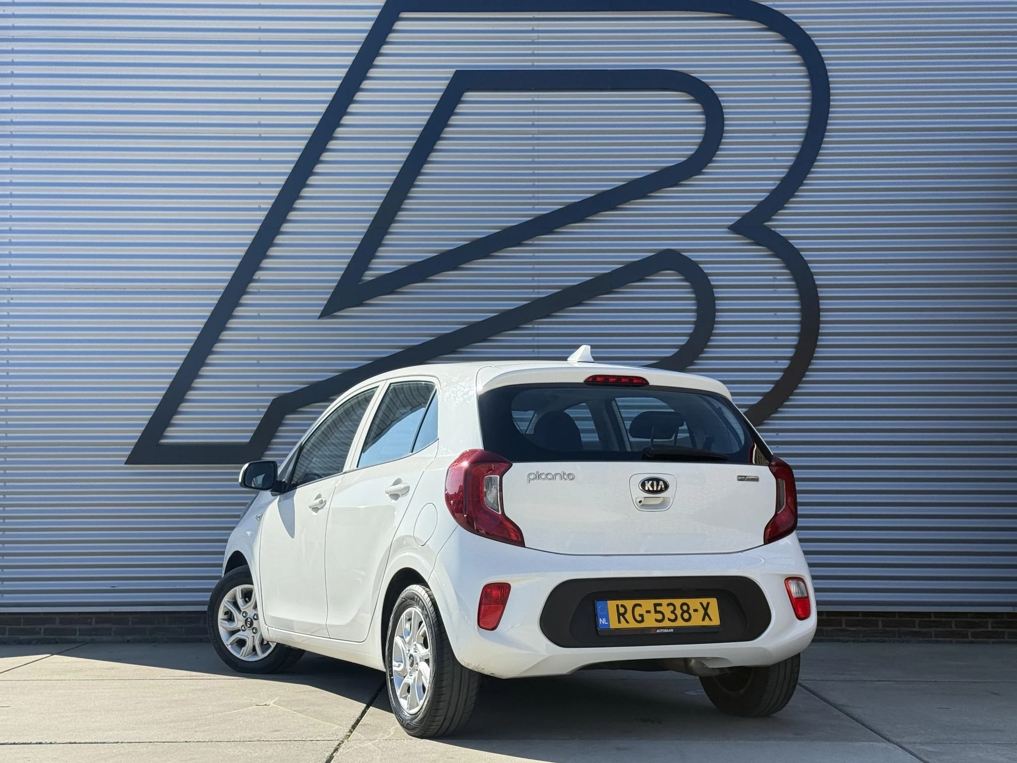 Hoofdafbeelding Kia Picanto