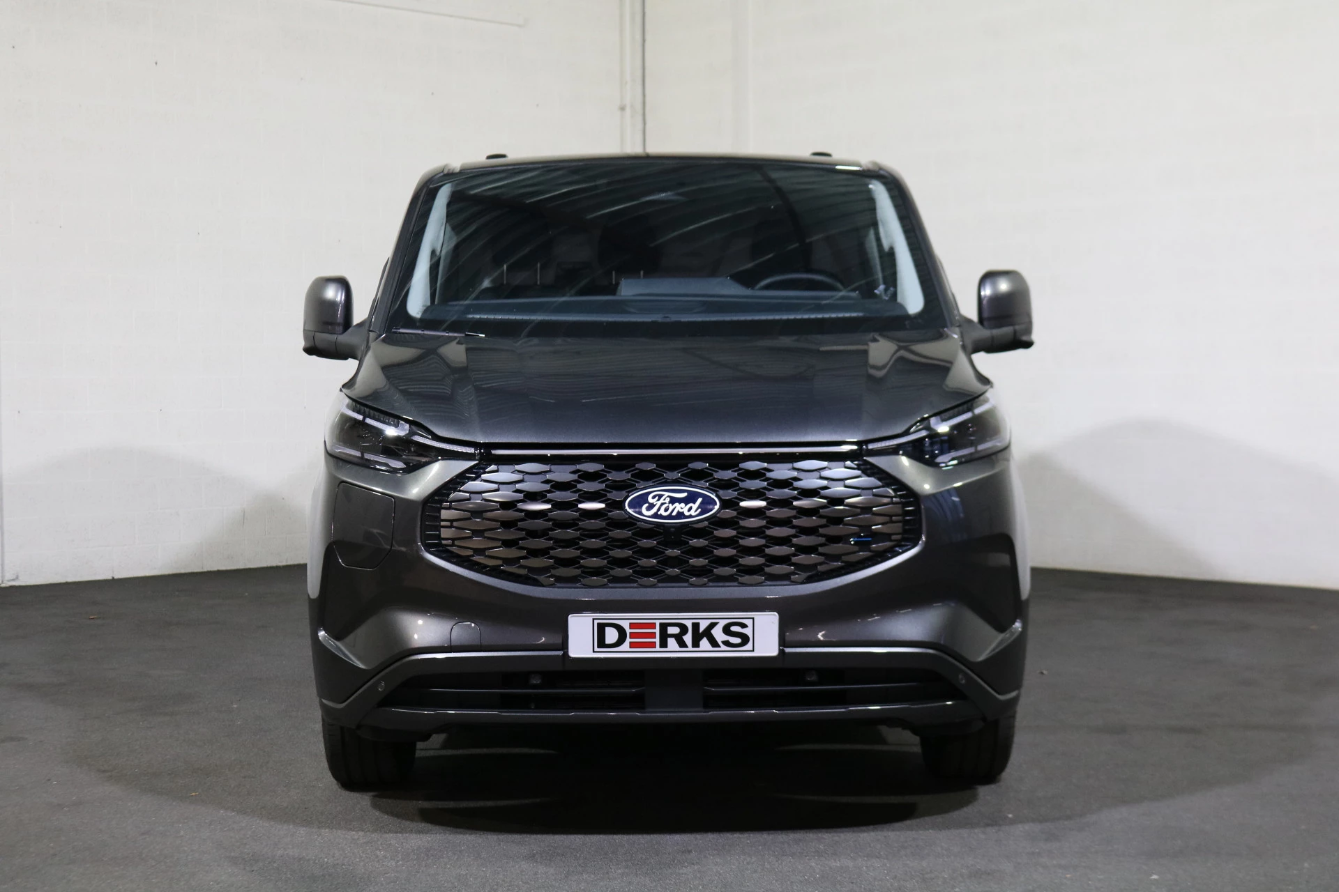 Hoofdafbeelding Ford E-Transit Custom