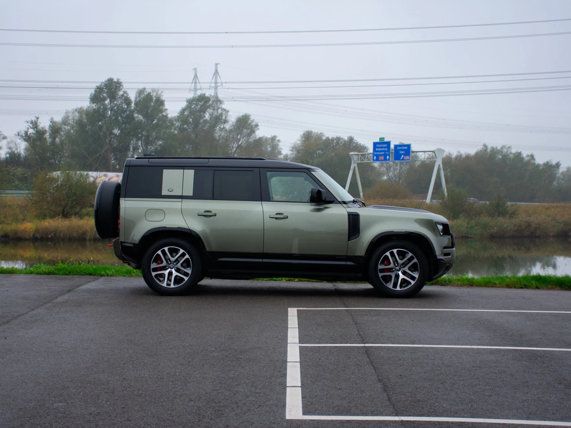 Hoofdafbeelding Land Rover Defender