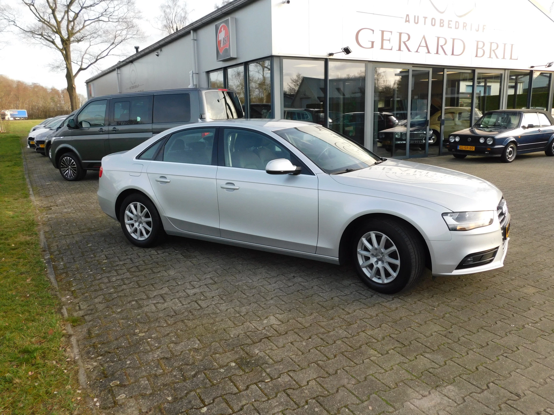 Hoofdafbeelding Audi A4