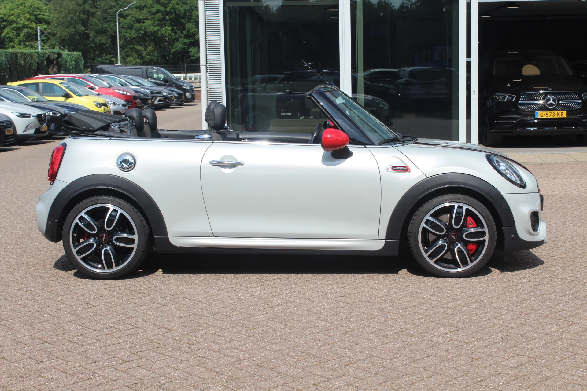 Hoofdafbeelding MINI Cooper Cabrio