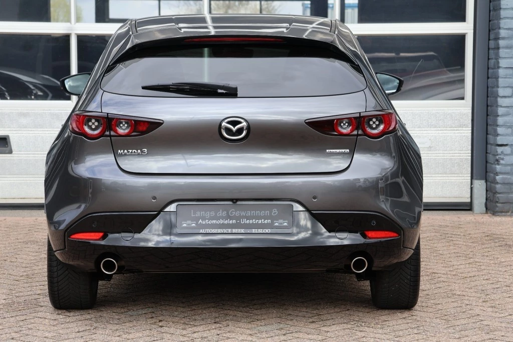 Hoofdafbeelding Mazda 3