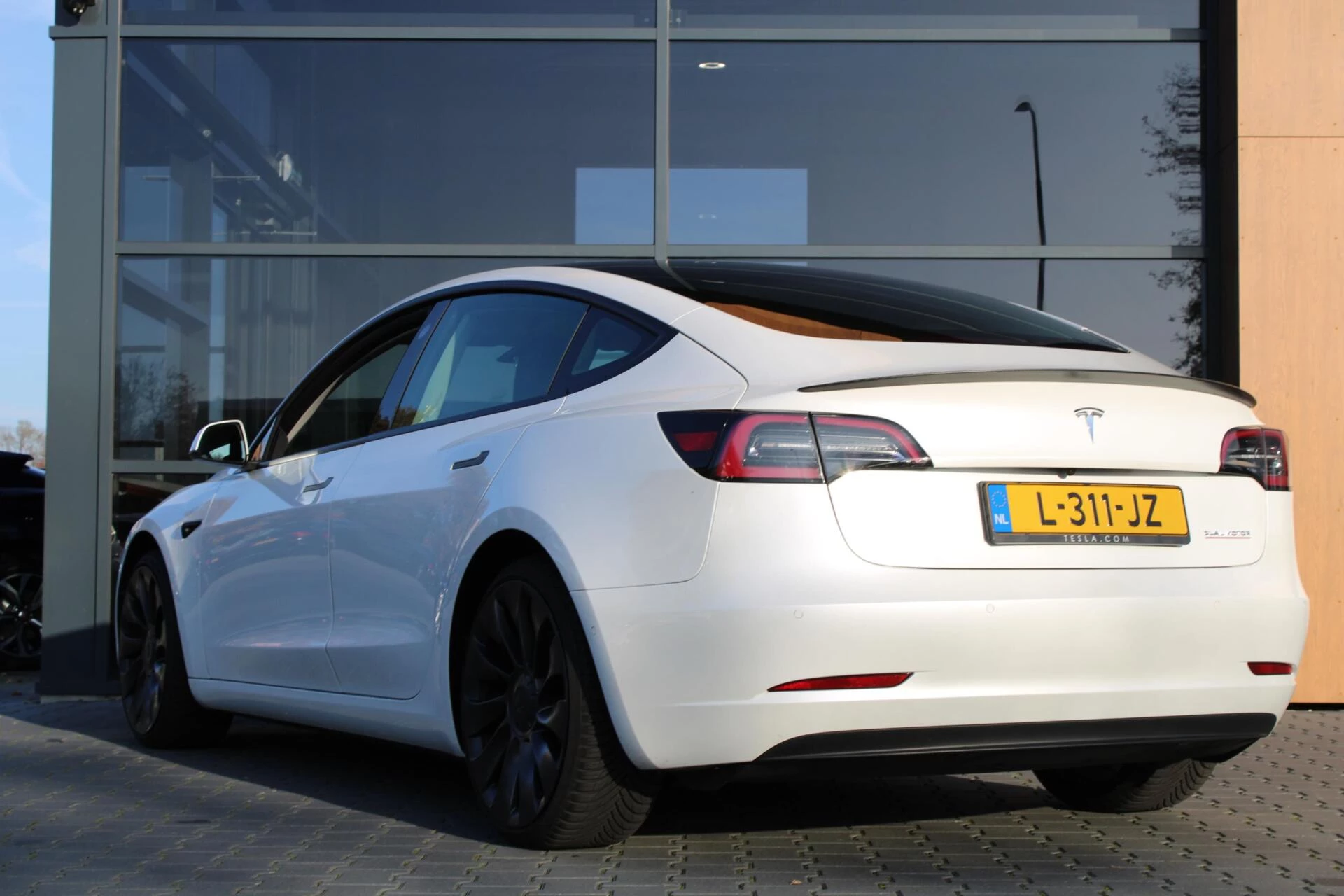 Hoofdafbeelding Tesla Model 3