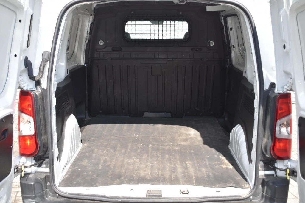 Hoofdafbeelding Peugeot Partner