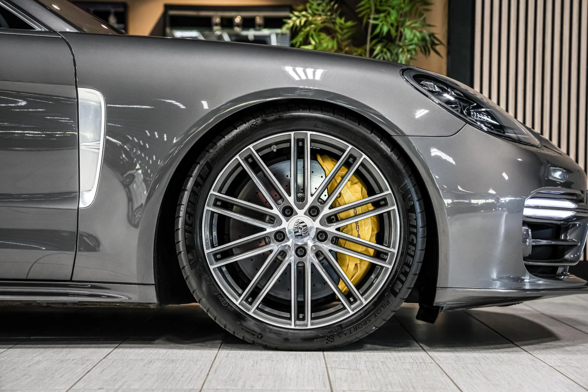 Hoofdafbeelding Porsche Panamera