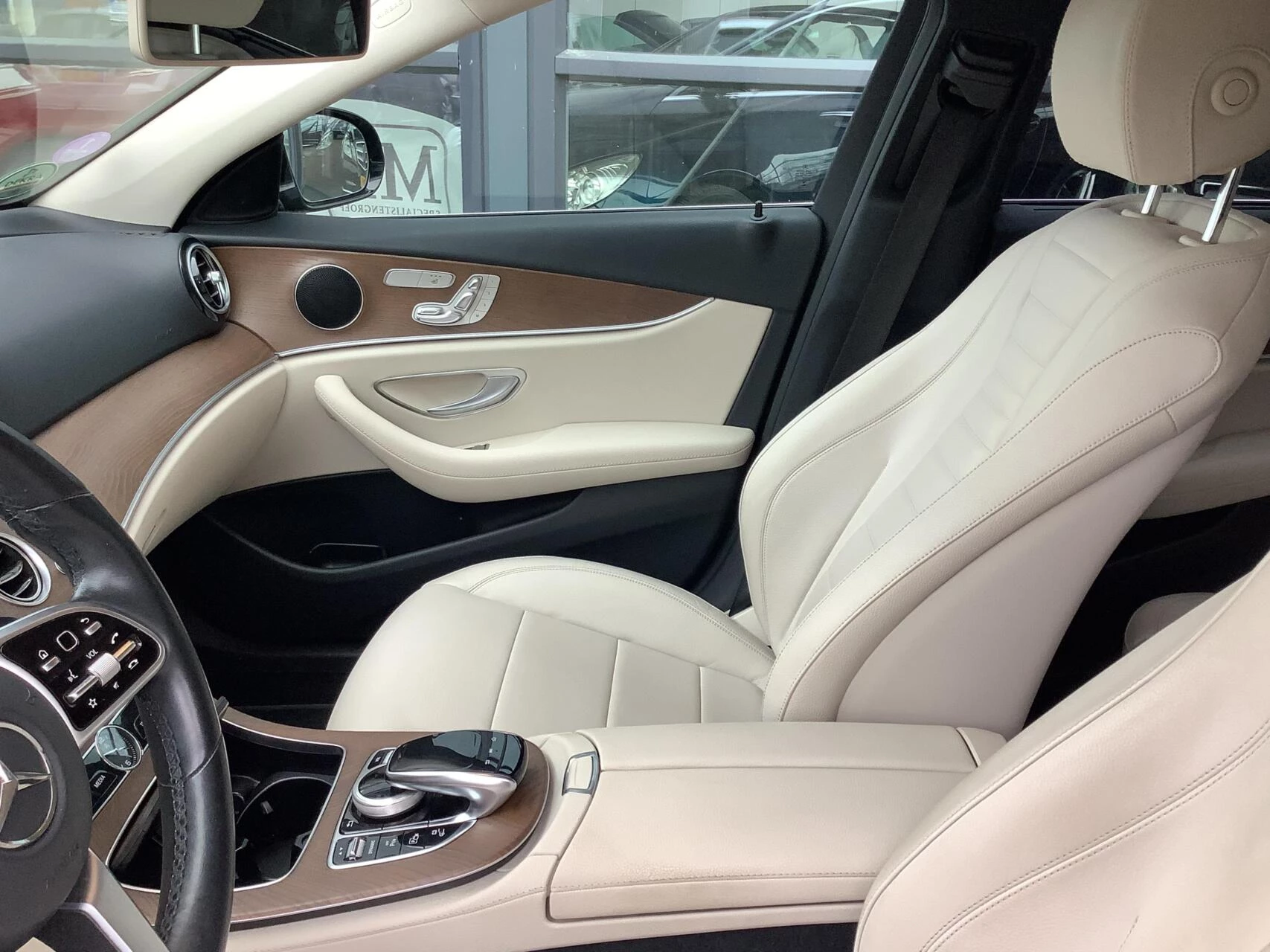 Hoofdafbeelding Mercedes-Benz E-Klasse