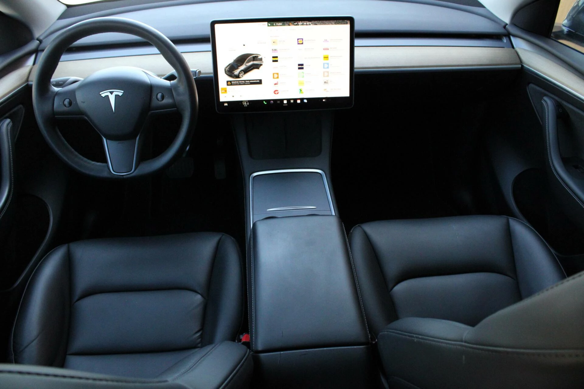 Hoofdafbeelding Tesla Model Y