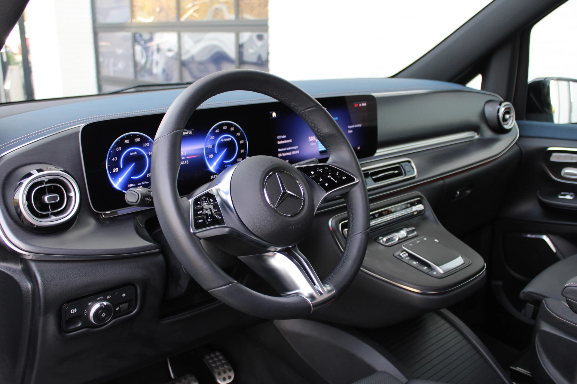 Hoofdafbeelding Mercedes-Benz EQV