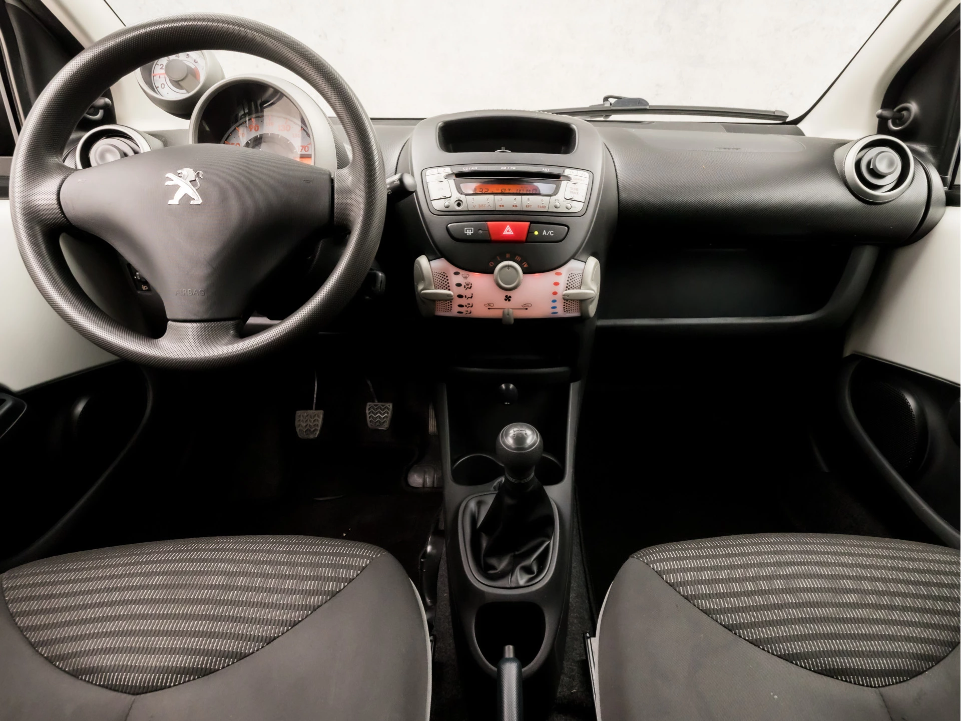 Hoofdafbeelding Peugeot 107