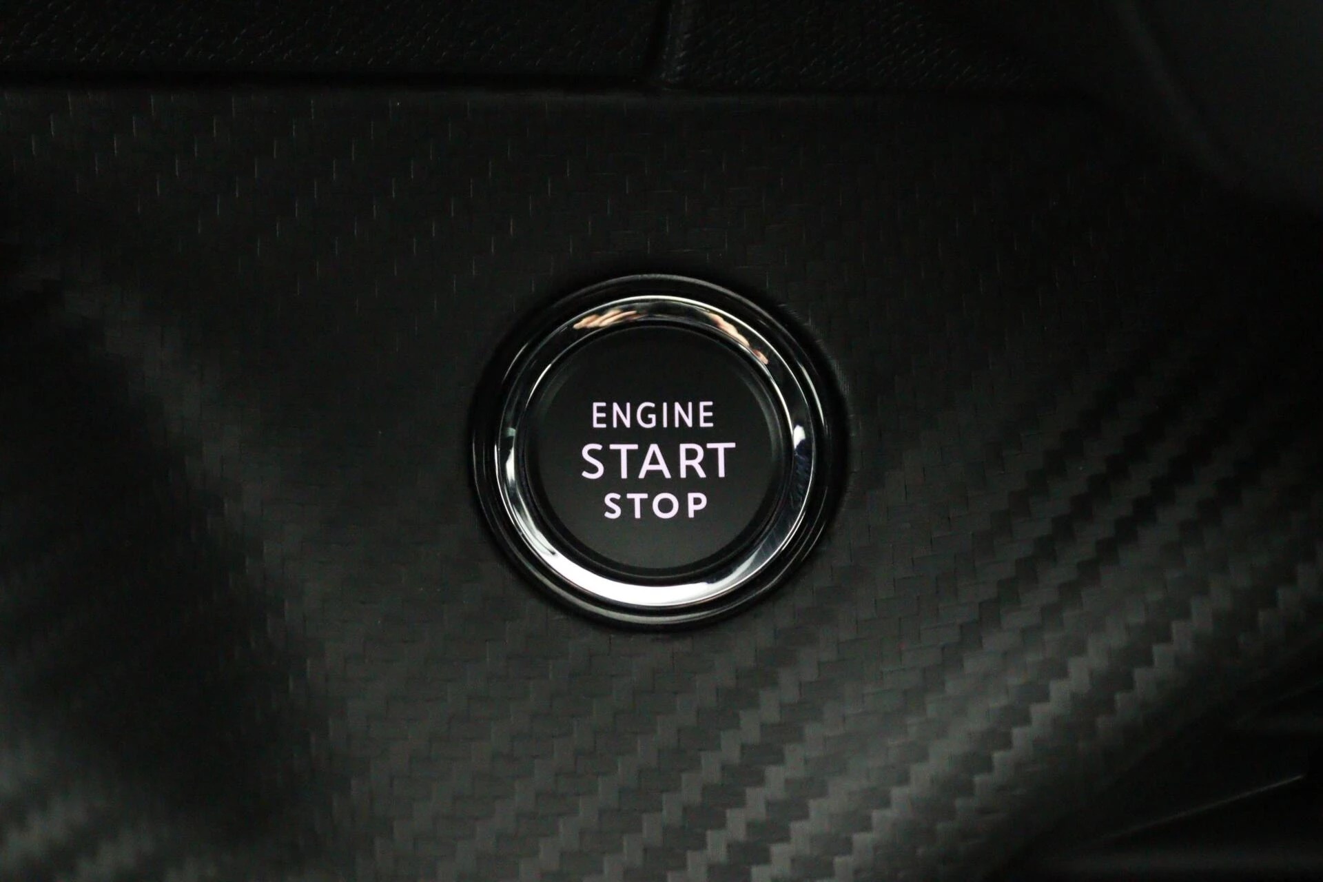 Hoofdafbeelding Peugeot e-2008