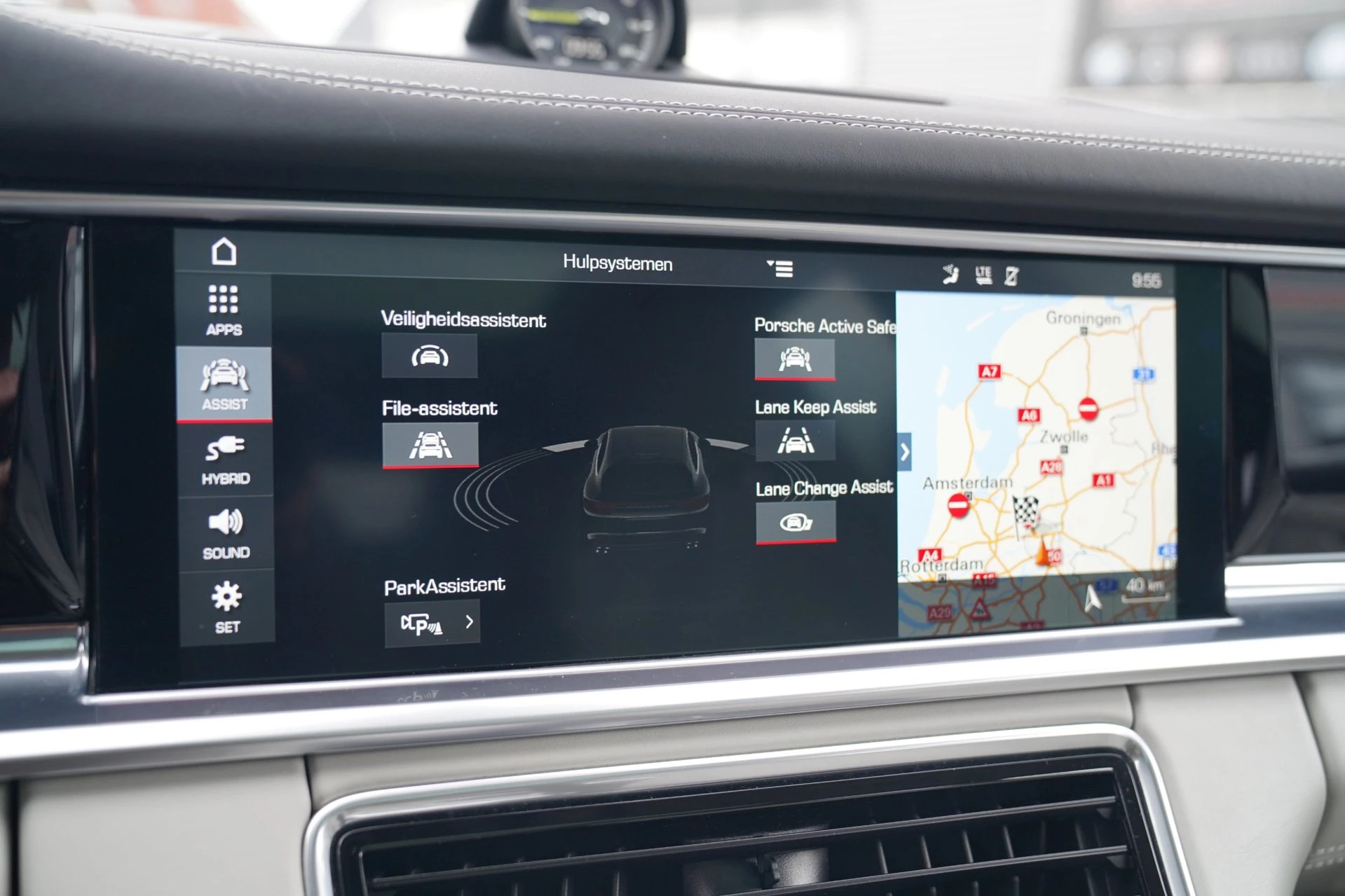 Hoofdafbeelding Porsche Panamera
