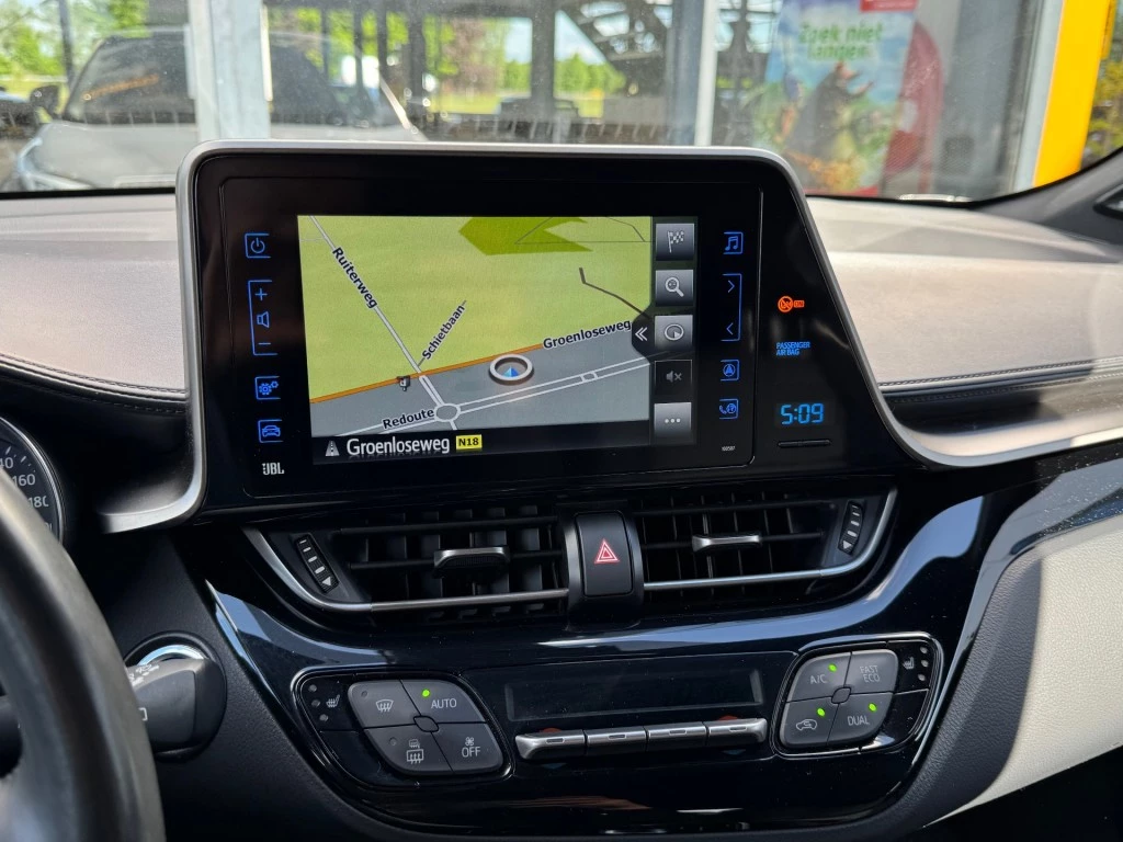 Hoofdafbeelding Toyota C-HR