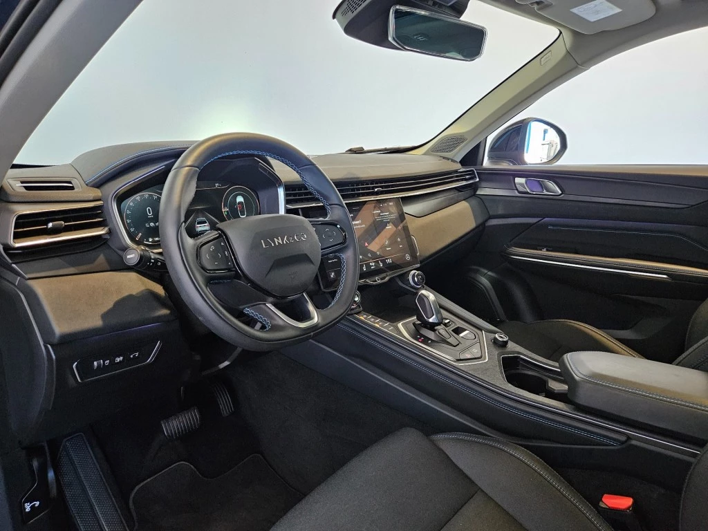 Hoofdafbeelding Lynk & Co 01