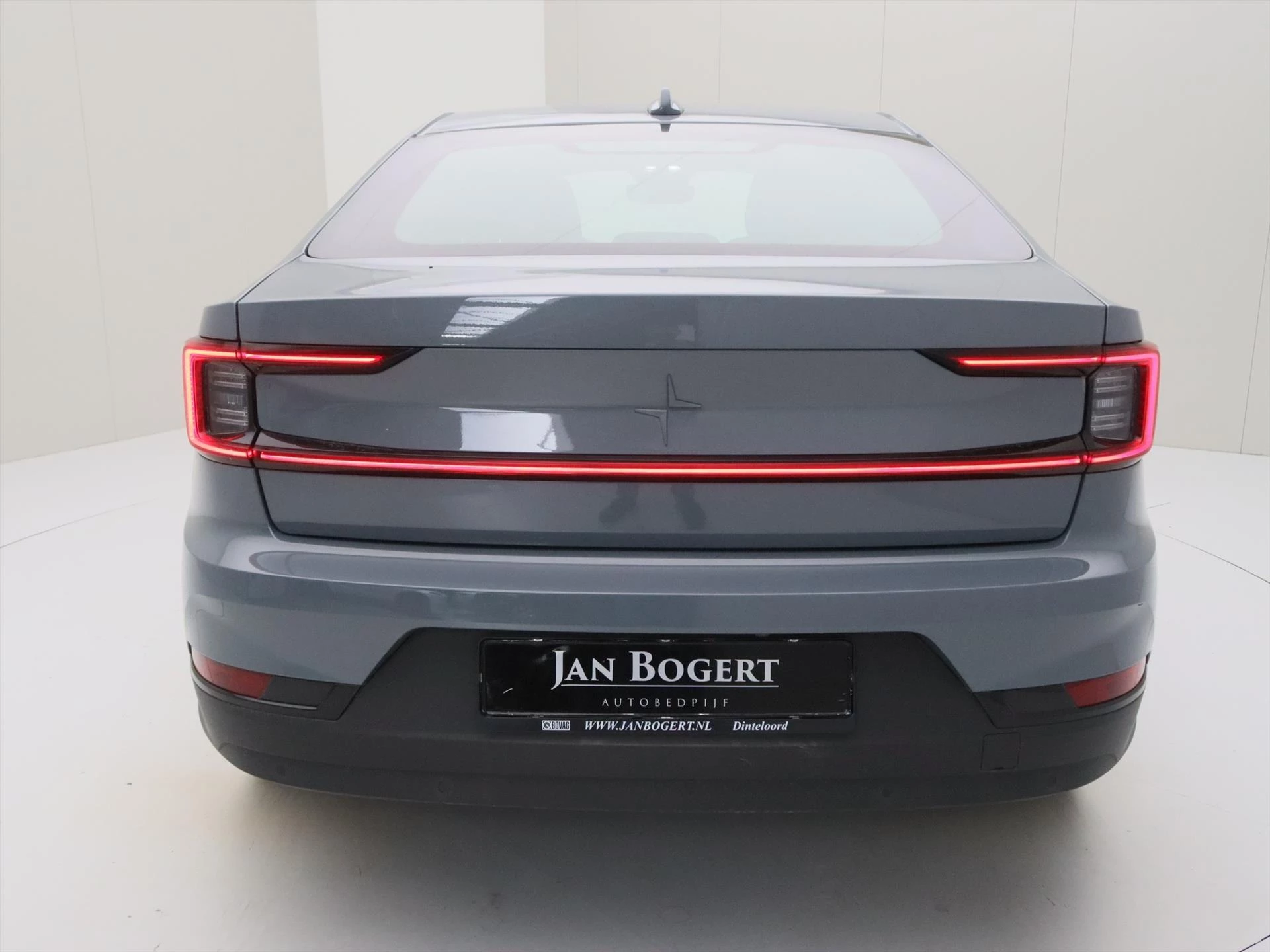 Hoofdafbeelding Polestar 2