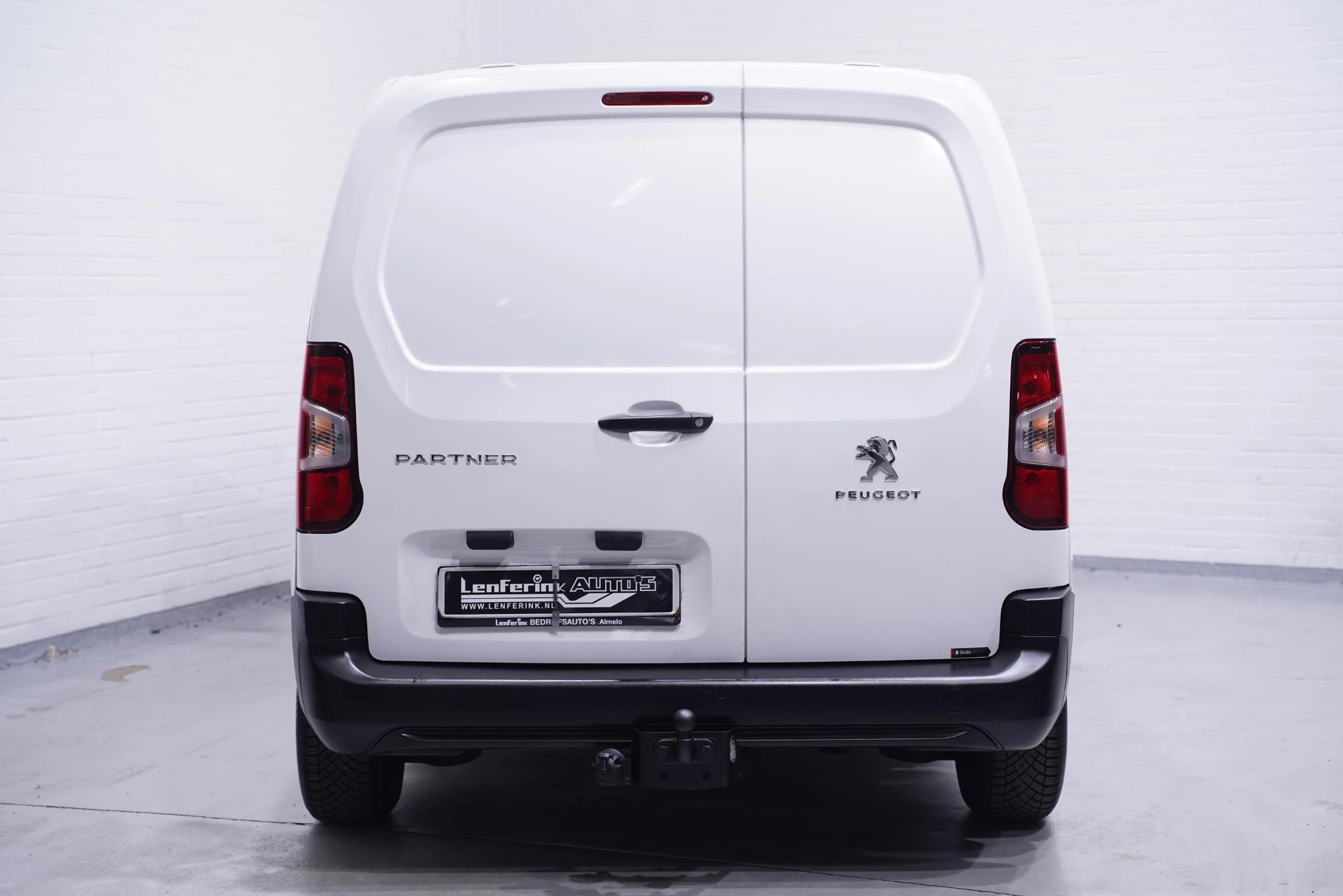 Hoofdafbeelding Peugeot Partner