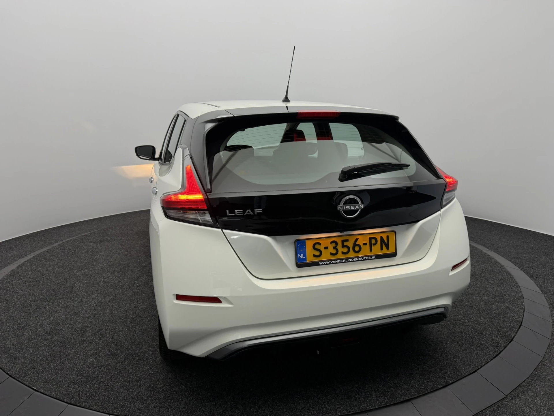 Hoofdafbeelding Nissan Leaf