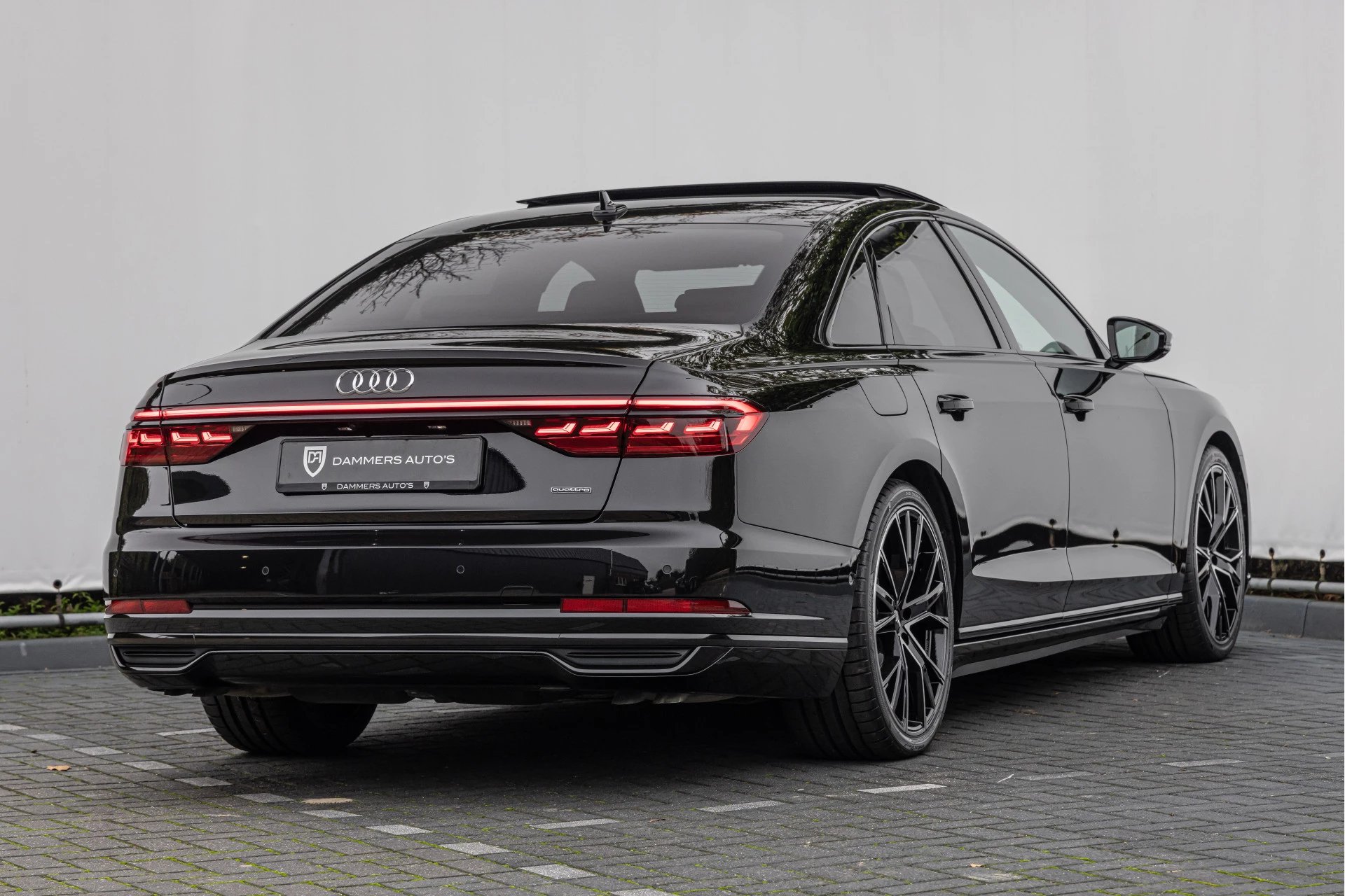 Hoofdafbeelding Audi A8