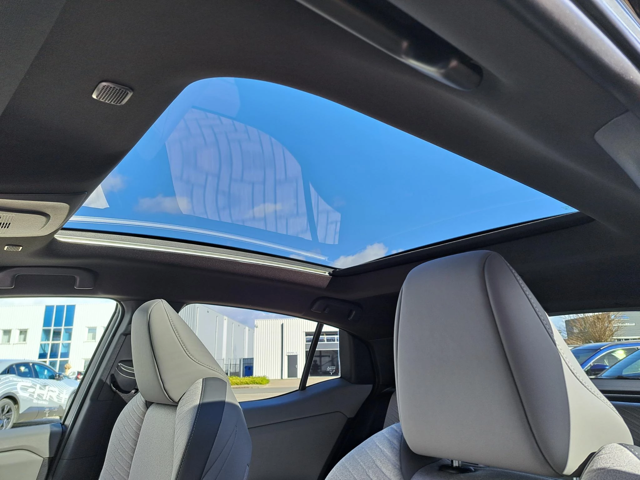 Hoofdafbeelding Toyota C-HR+