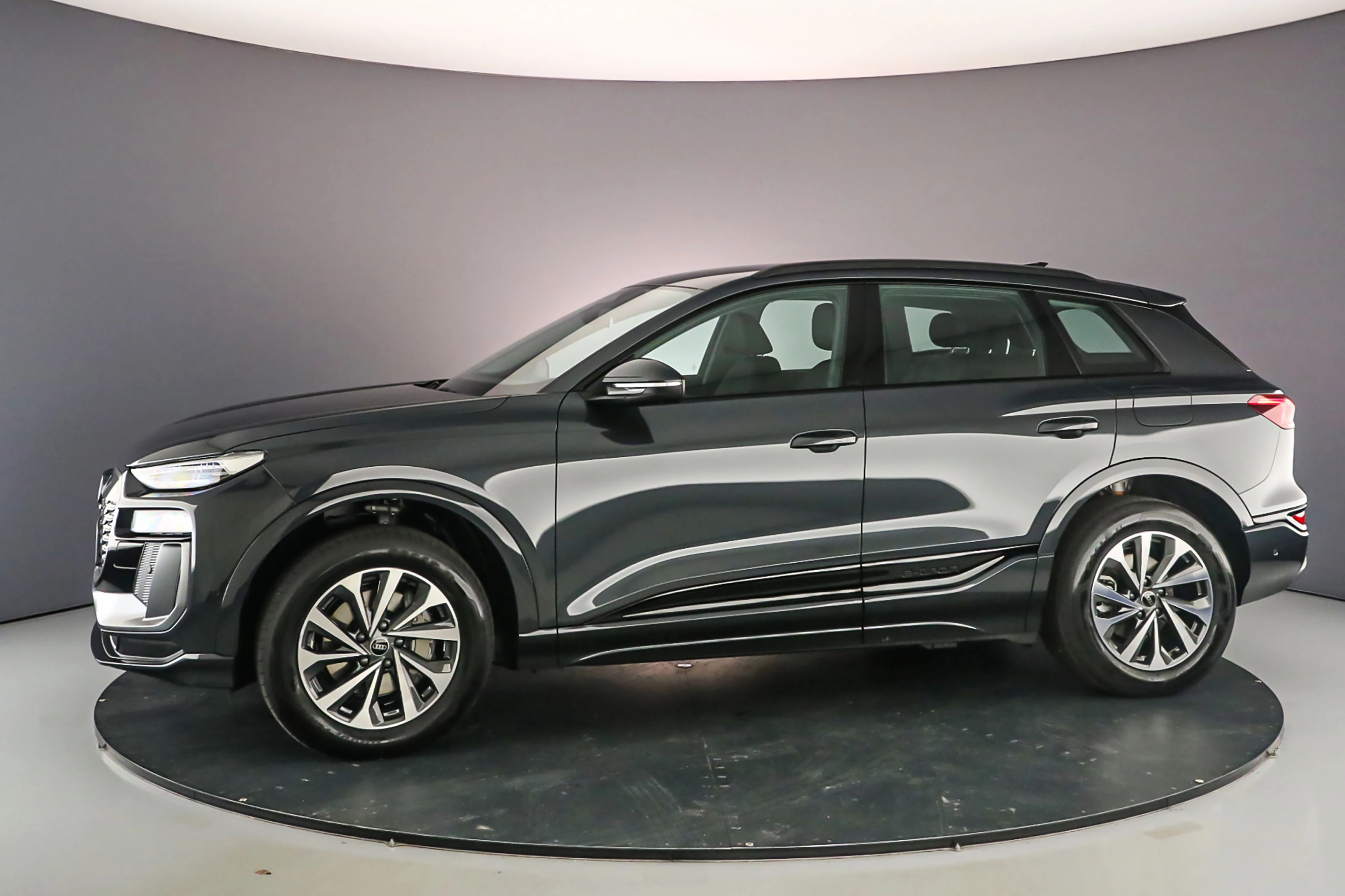 Hoofdafbeelding Audi Q6 e-tron