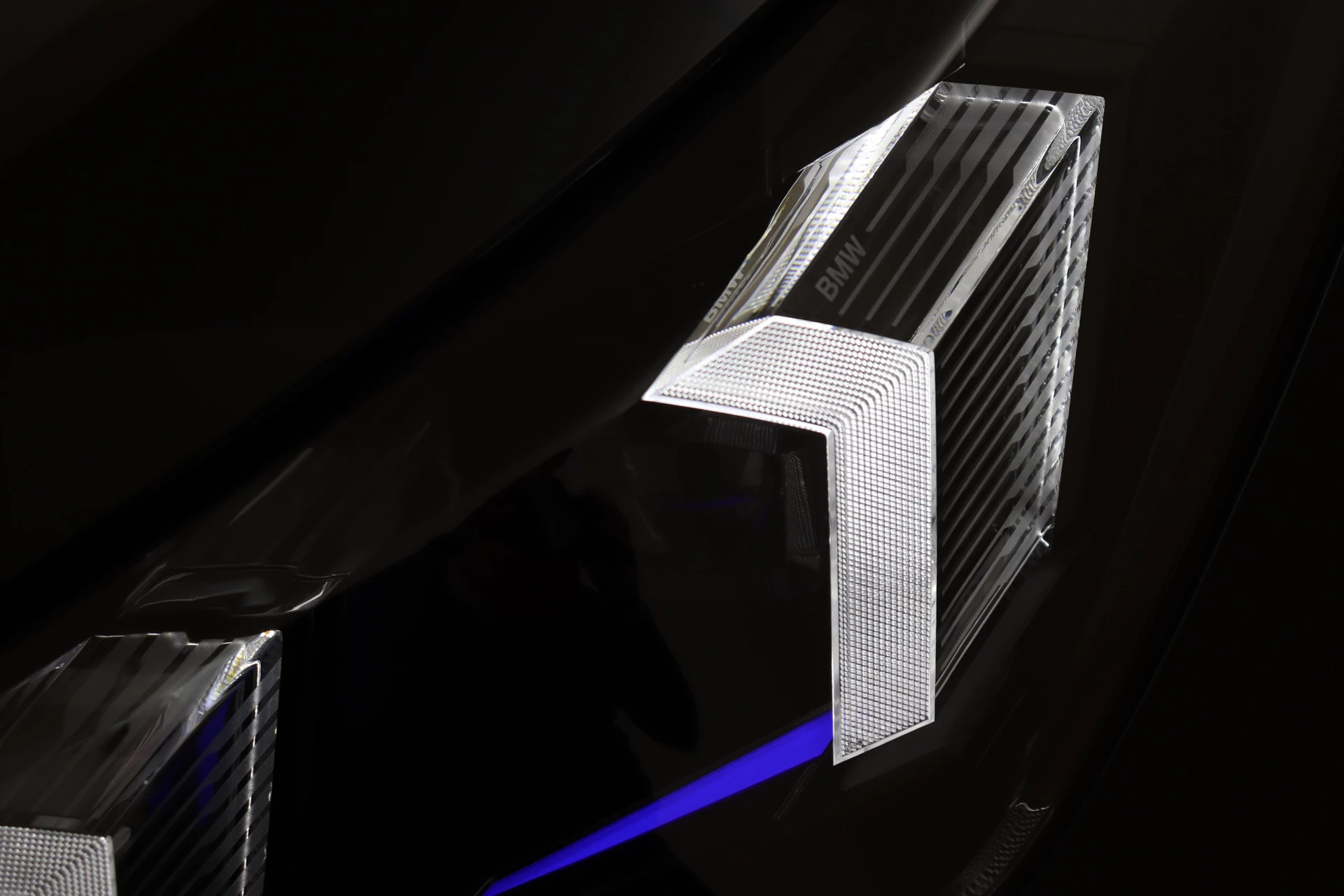 Hoofdafbeelding BMW iX2