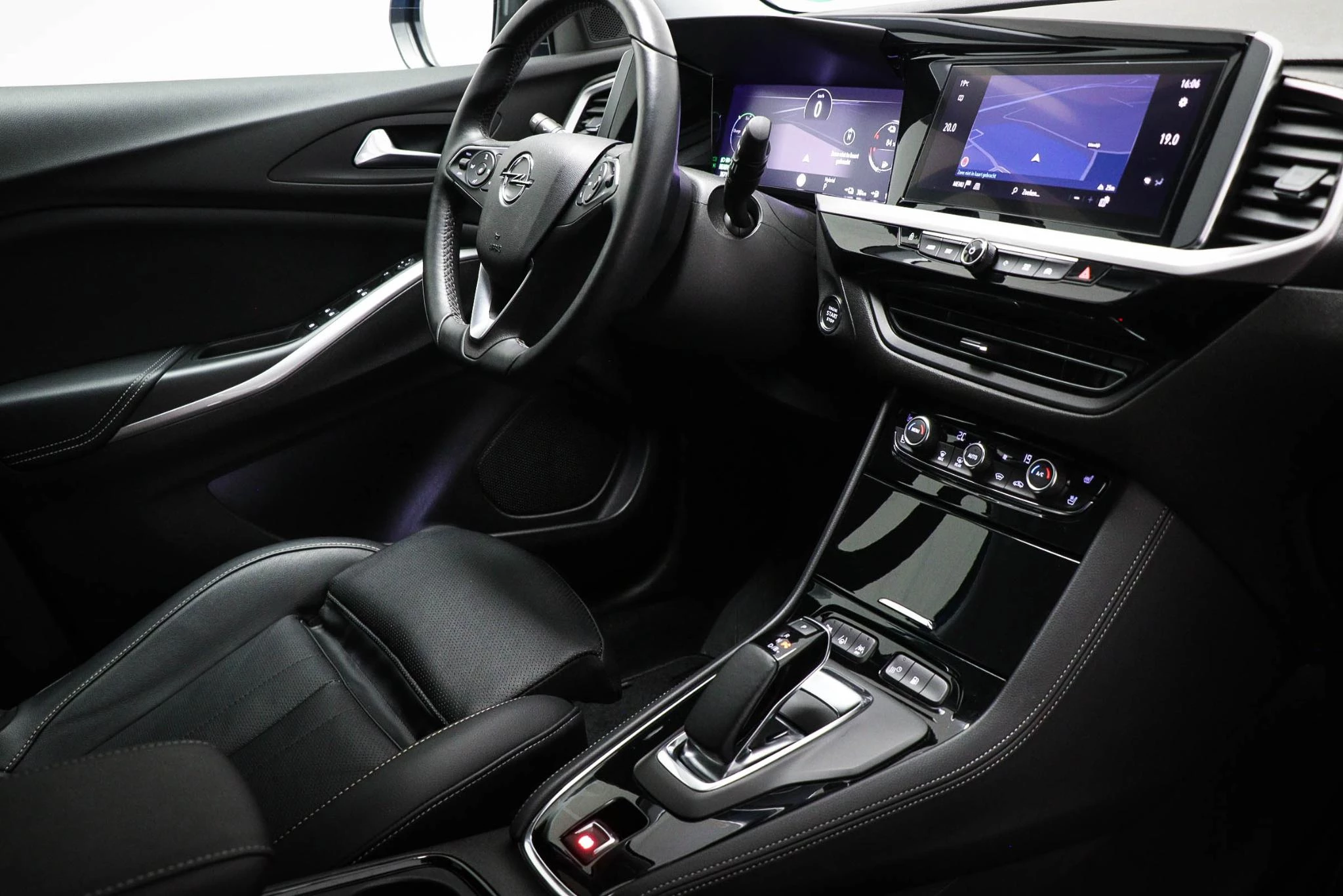 Hoofdafbeelding Opel Grandland