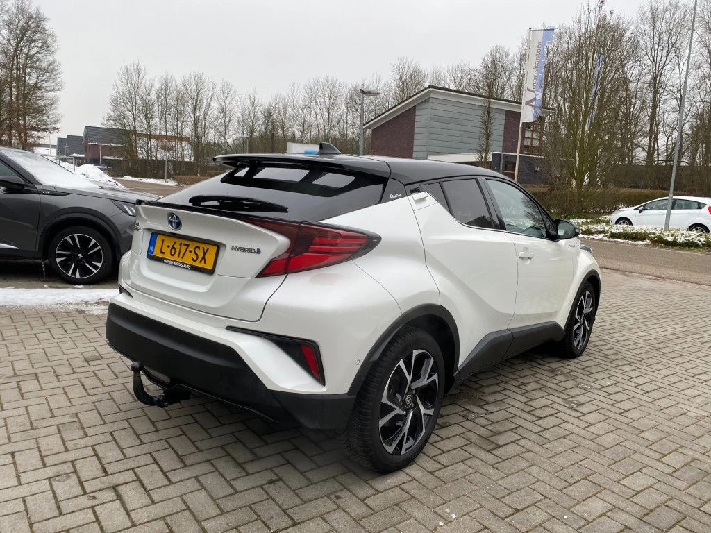 Hoofdafbeelding Toyota C-HR
