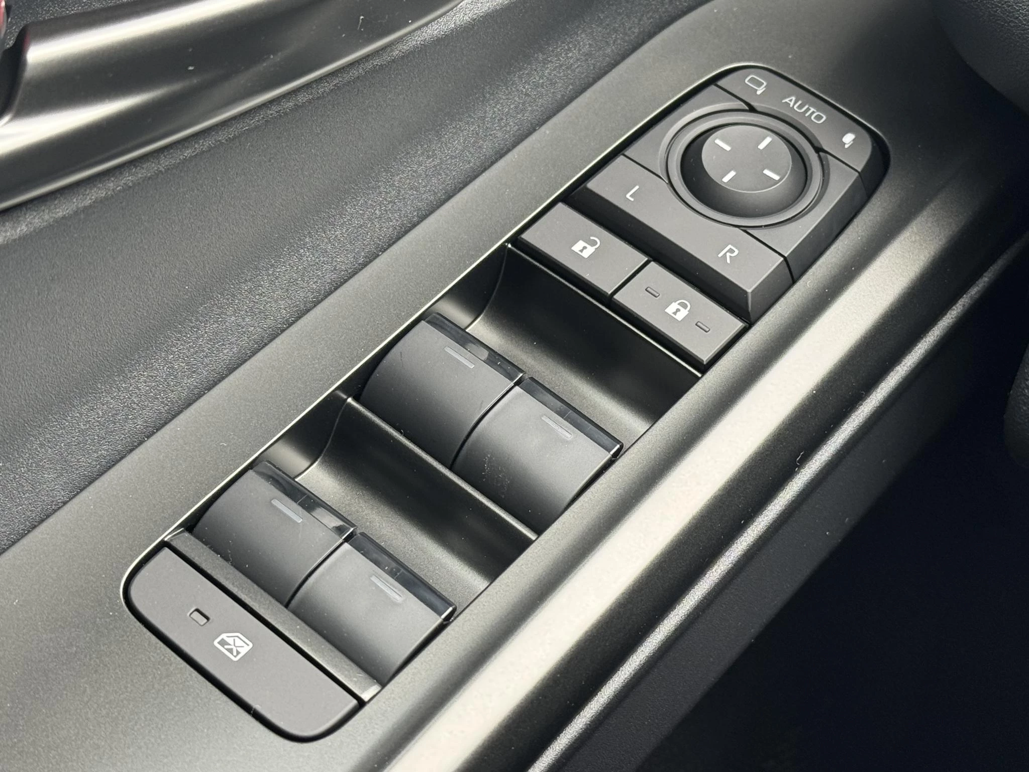 Hoofdafbeelding Toyota C-HR+