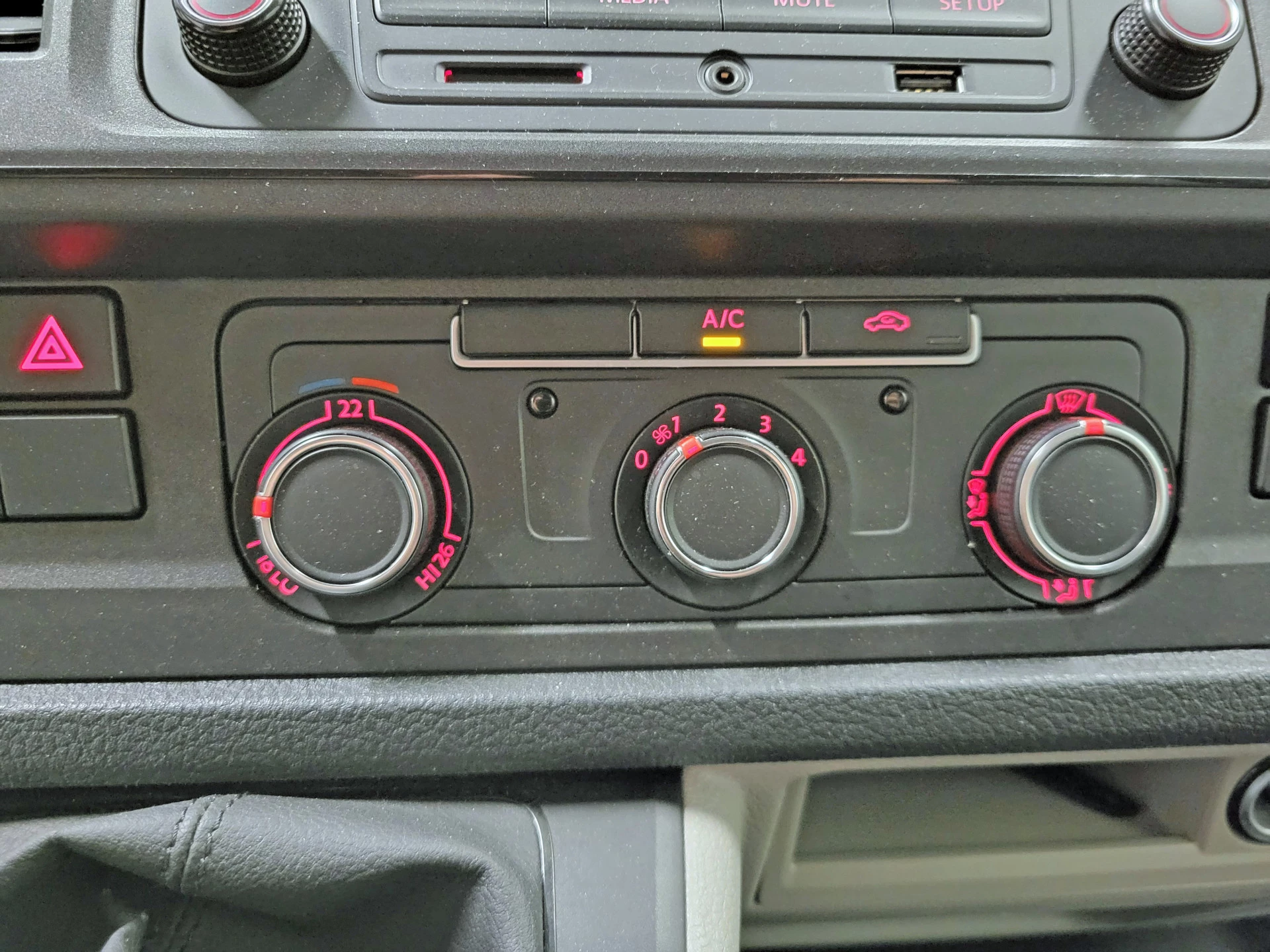 Hoofdafbeelding Volkswagen Transporter