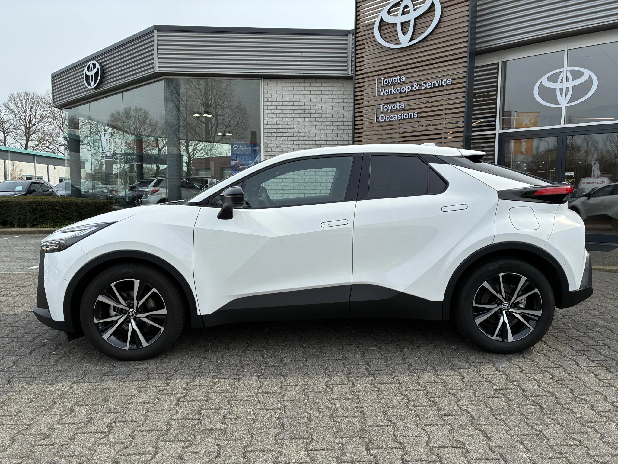 Hoofdafbeelding Toyota C-HR