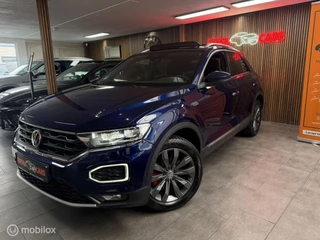 Volkswagen T-Roc 1.5 TSI Sport/ PANO/ ACC / B.SPOT/ A.CAMERA