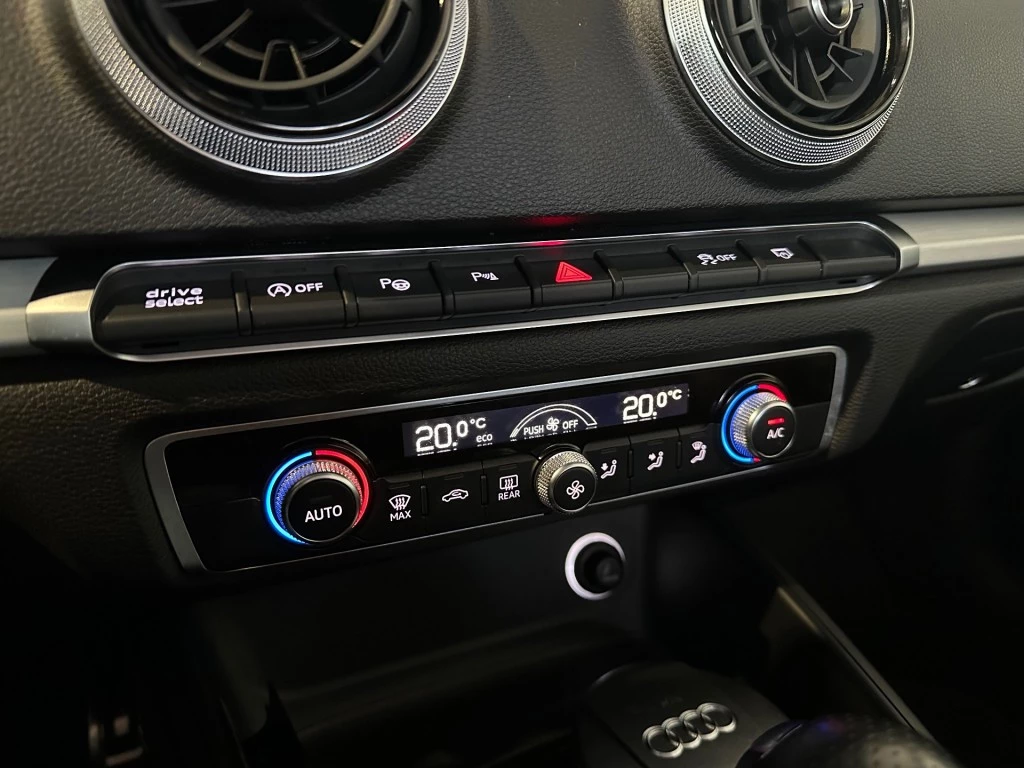 Hoofdafbeelding Audi Cabriolet