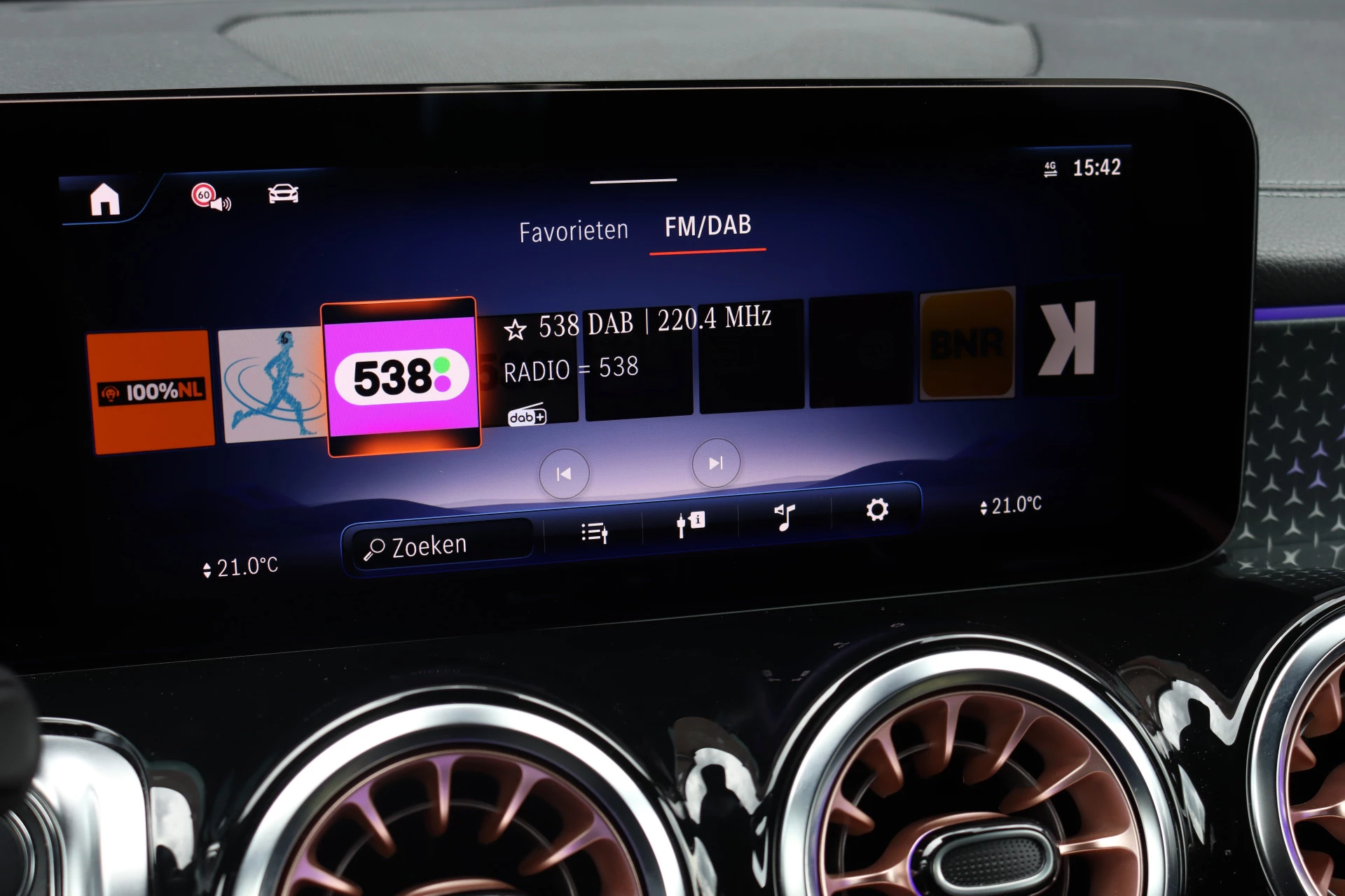 Hoofdafbeelding Mercedes-Benz EQB