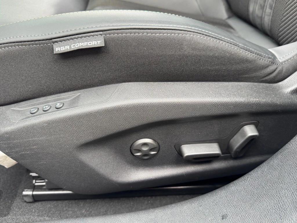 Hoofdafbeelding Peugeot 408