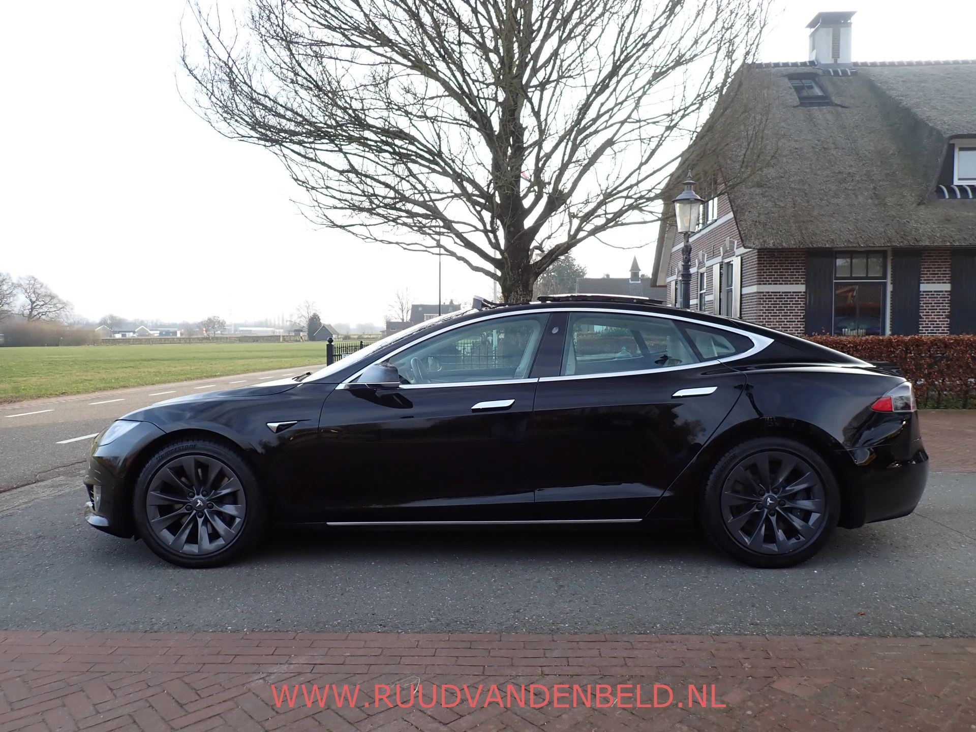 Hoofdafbeelding Tesla Model S