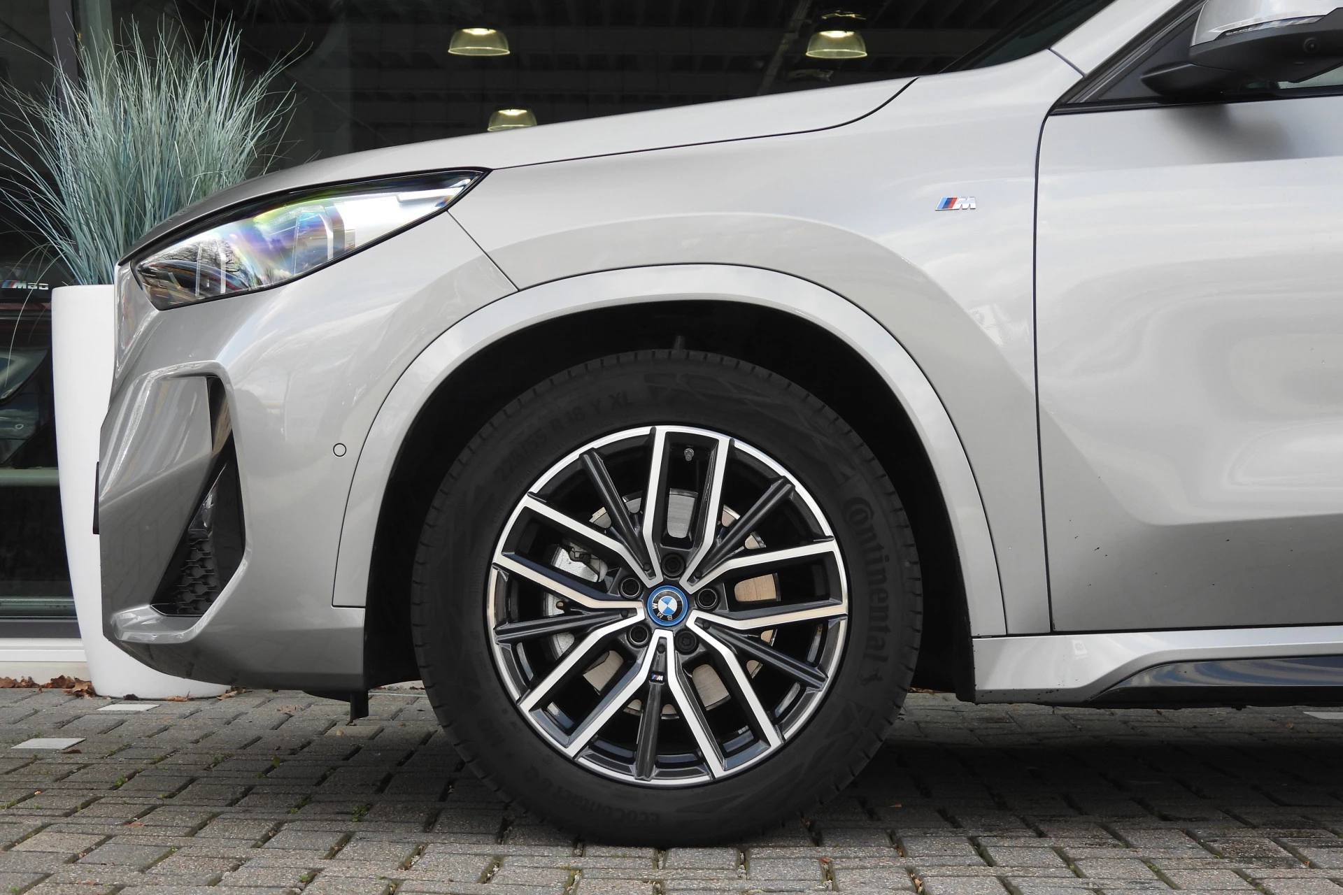 Hoofdafbeelding BMW iX1