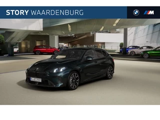 BMW 1 Serie 123 xDrive High Executive M Sport Automaat / Panoramadak / Trekhaak / Sportstoelen / M Adaptief onderstel / Comfort Access / Stuurverwarming / Adaptieve LED / Head-Up / Harman Kardon