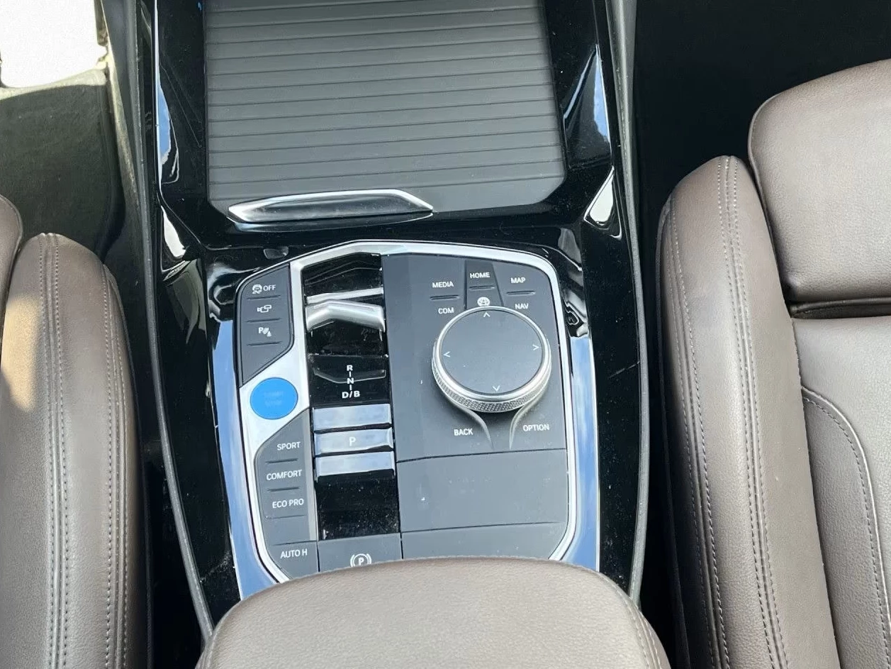 Hoofdafbeelding BMW iX3