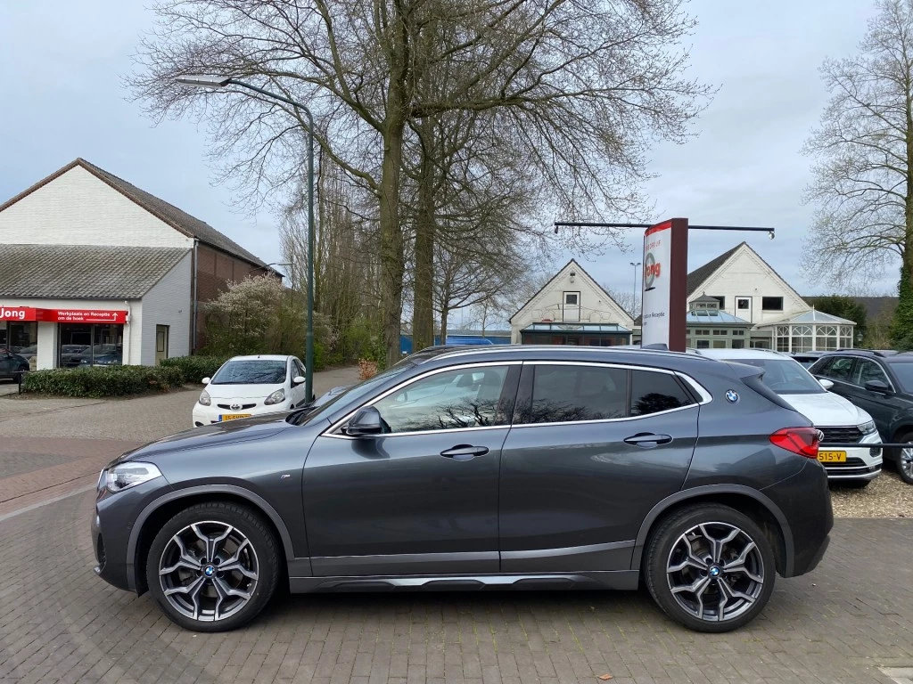 Hoofdafbeelding BMW X2