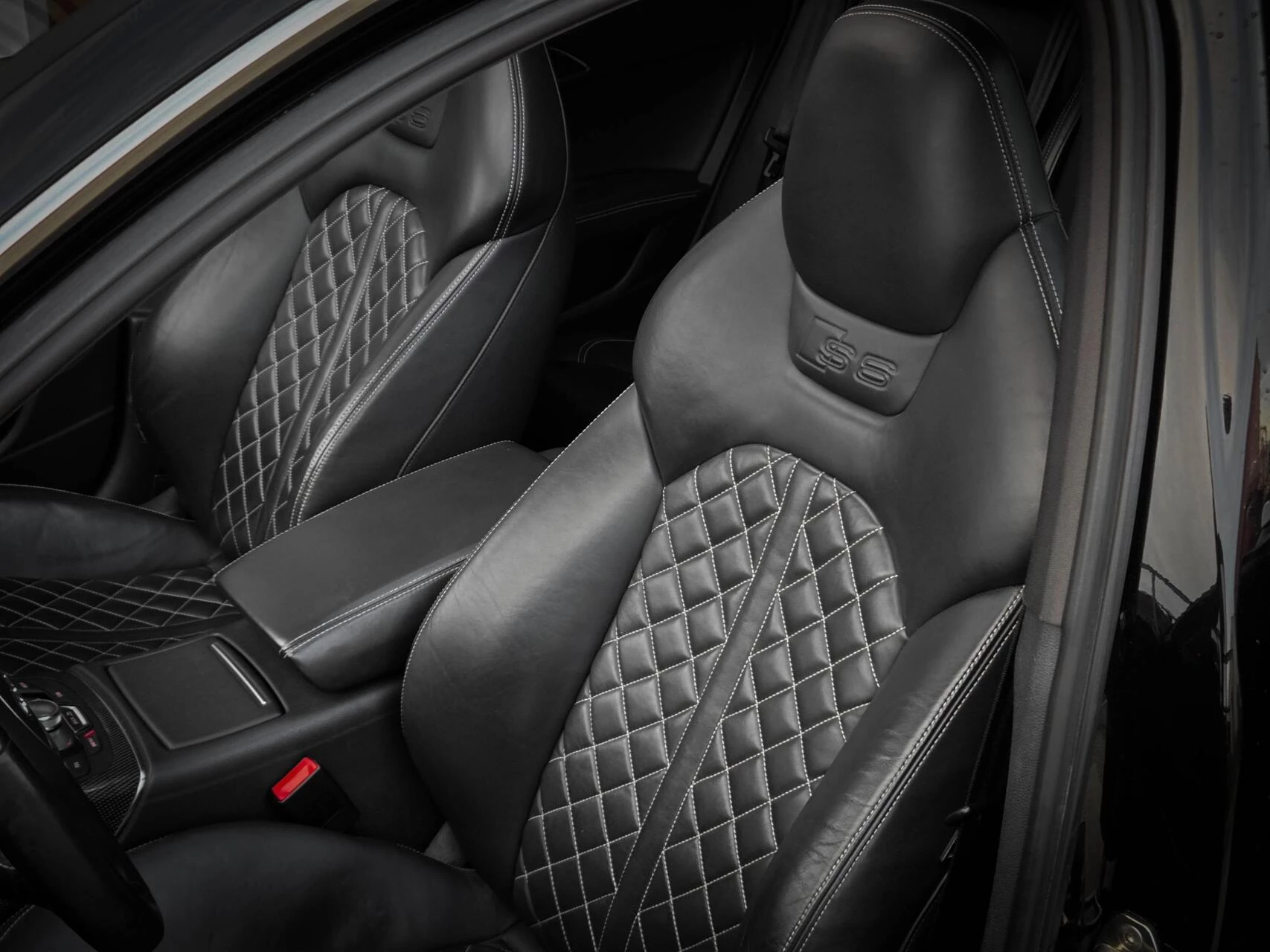 Hoofdafbeelding Audi S6