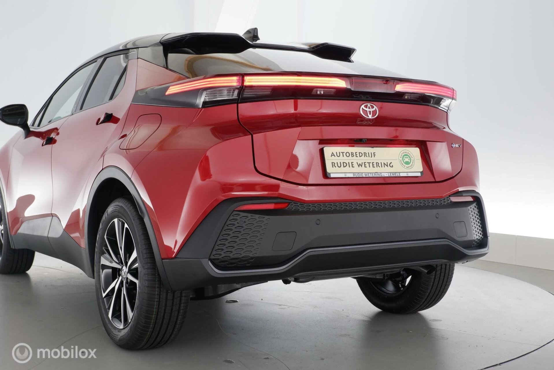 Hoofdafbeelding Toyota C-HR