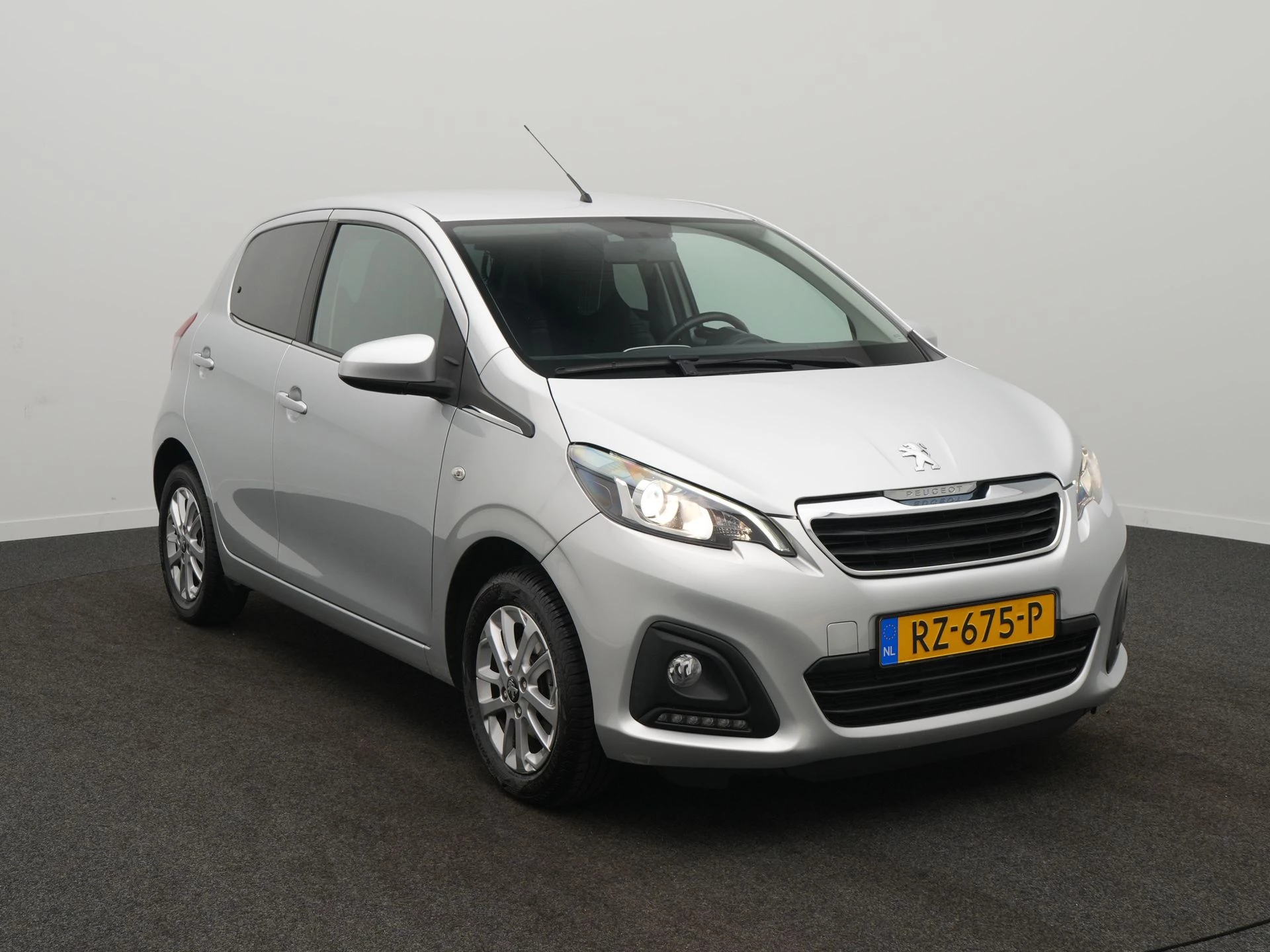 Hoofdafbeelding Peugeot 108