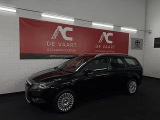Hoofdafbeelding Ford Focus Ford Focus Wagon 1.8 Limited - CLIMA/TREKHAAK/CRUISE/NAP