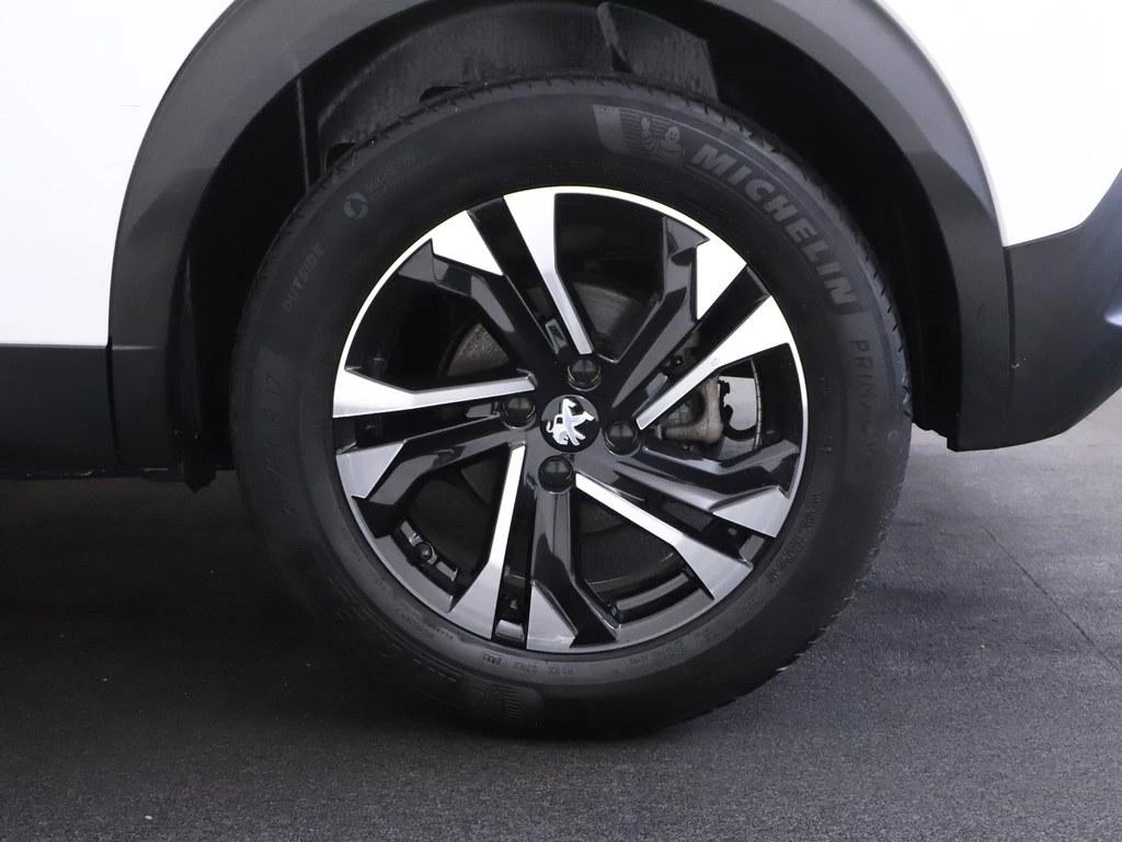 Hoofdafbeelding Peugeot e-2008