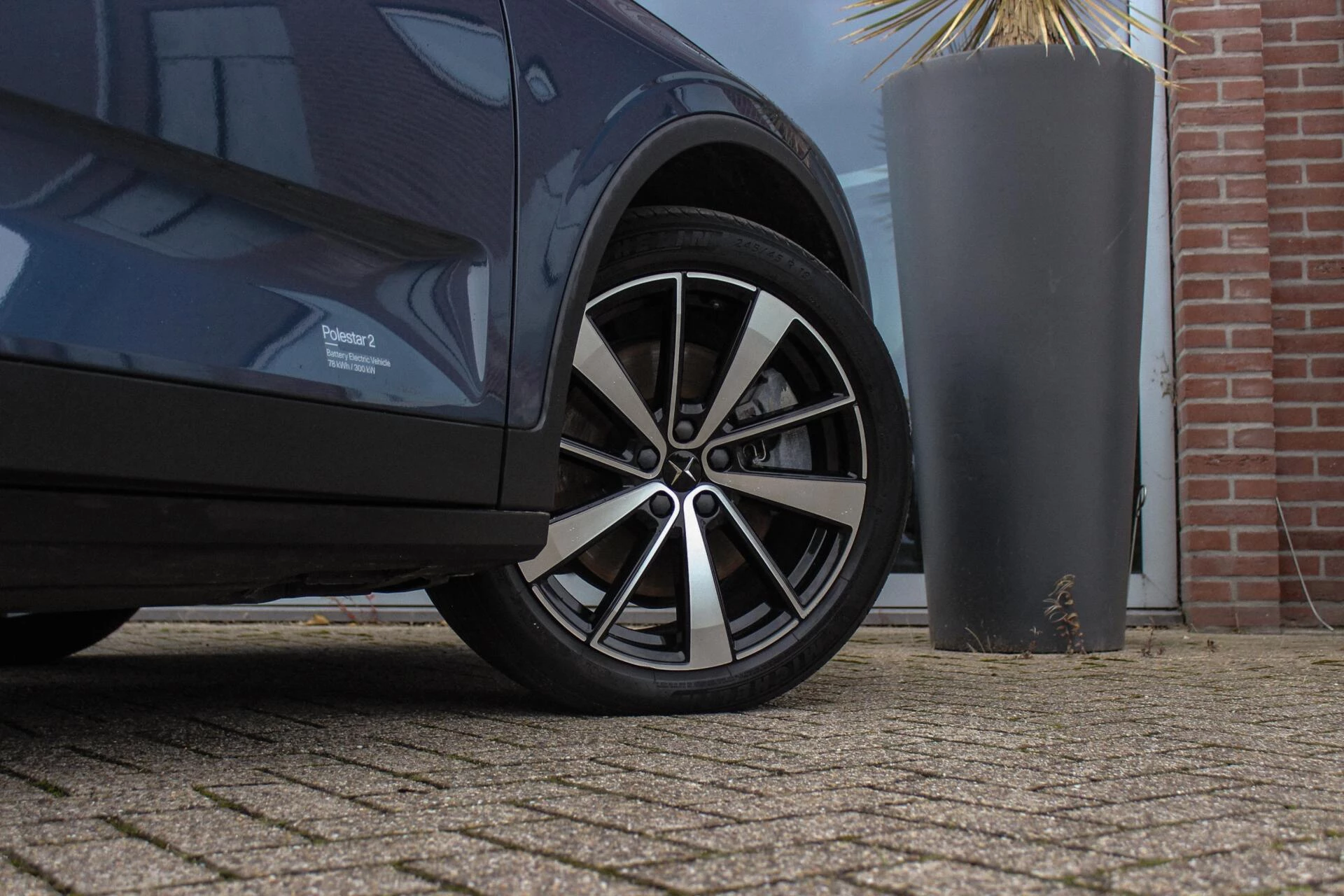 Hoofdafbeelding Polestar 2