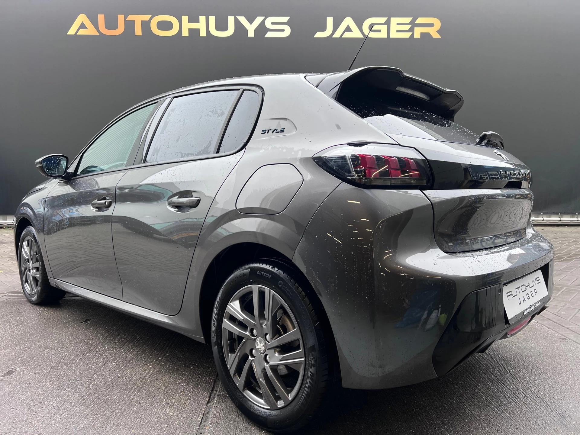 Hoofdafbeelding Peugeot 208