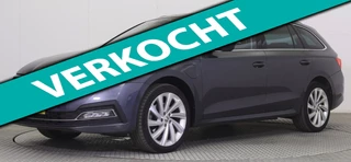 Hoofdafbeelding Škoda Octavia Skoda Octavia Combi 1.4 TSI PHEV 204PK BUSINESS EDITION CAMERA VIRTUAL DAB+ STOELVERWARMING KEYLESS