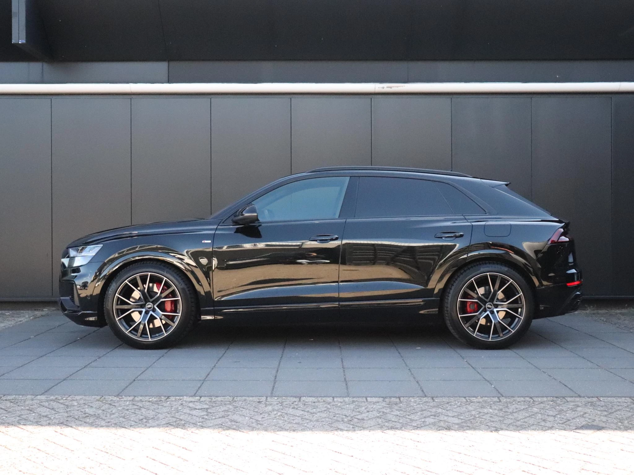 Hoofdafbeelding Audi Q8