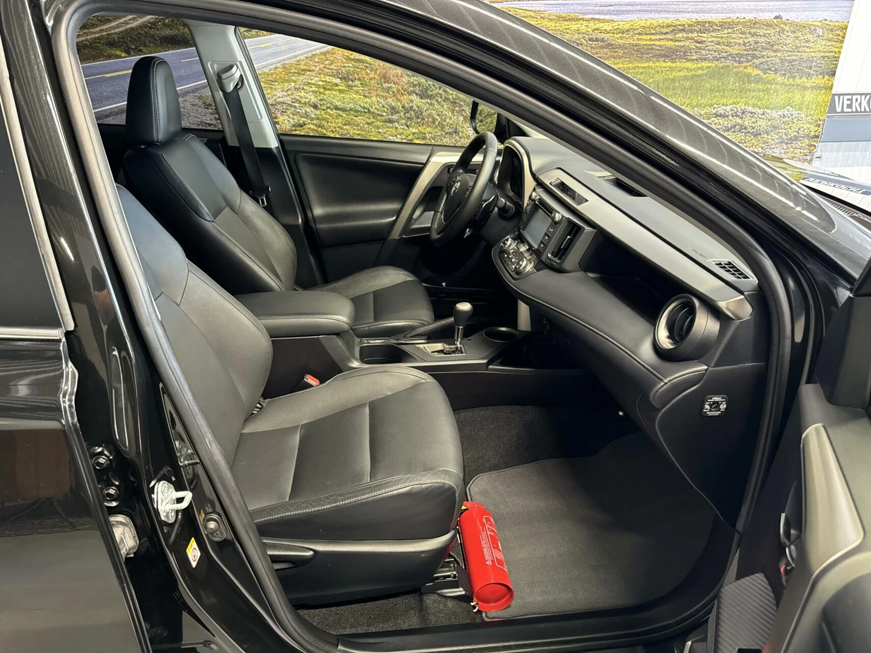 Hoofdafbeelding Toyota RAV4