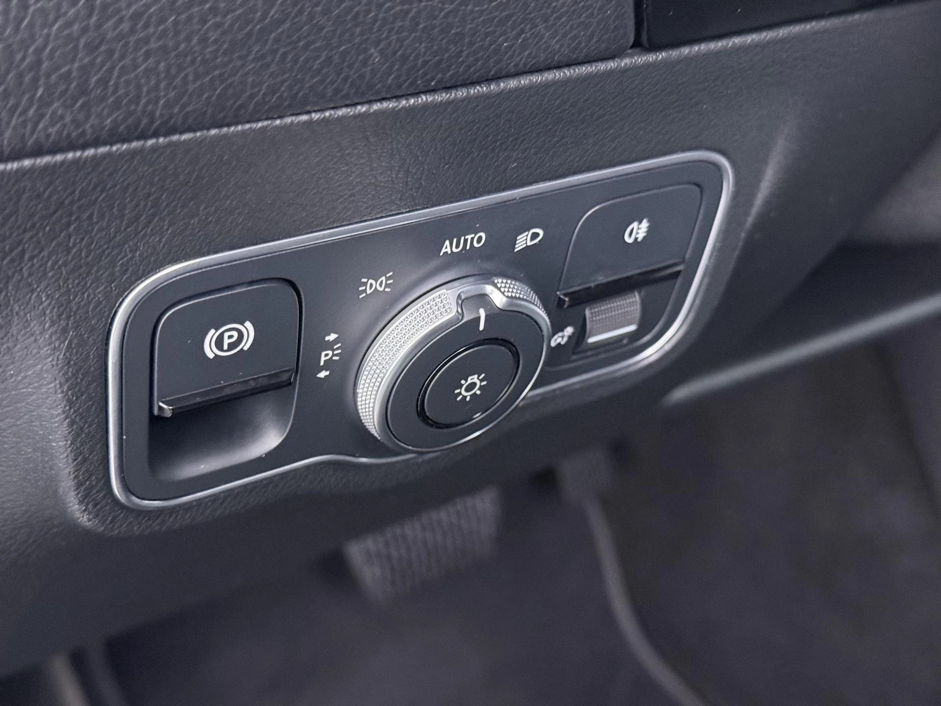 Hoofdafbeelding Mercedes-Benz EQA